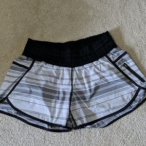 Lululemon Tracker Shorts Size 10
